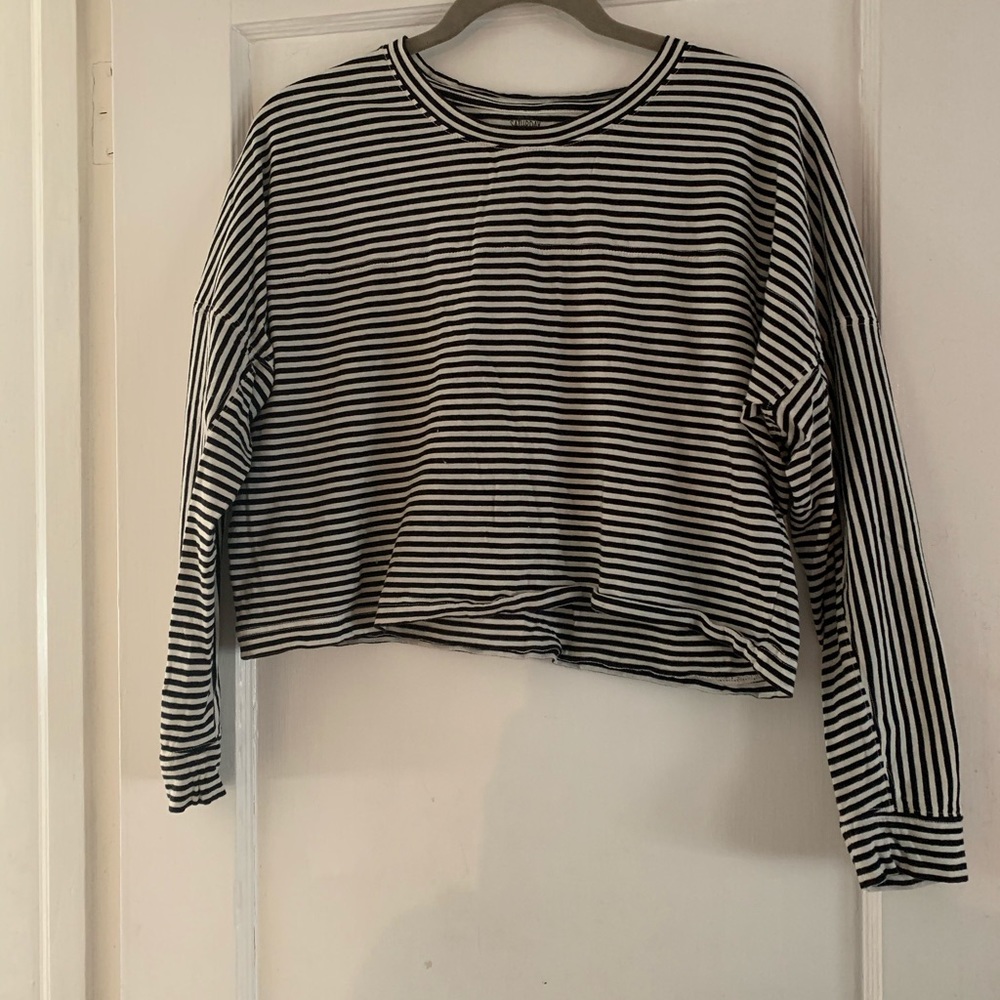 Black and white striped l/s crop top